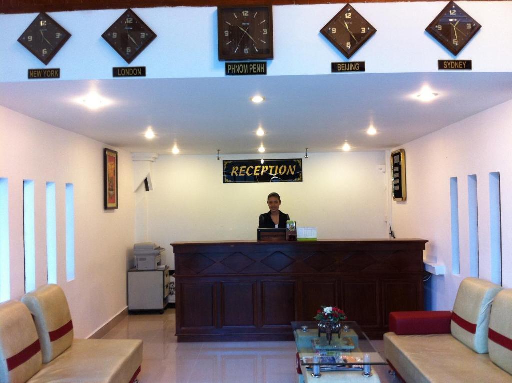 Trasak Pa-Em Hotel & Restaurant Phnom Penh Interiør billede