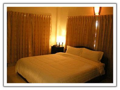 Trasak Pa-Em Hotel & Restaurant Phnom Penh Værelse billede